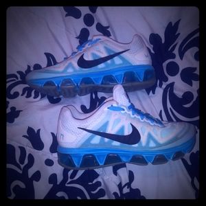Womens 6.5 blue Nike Air max